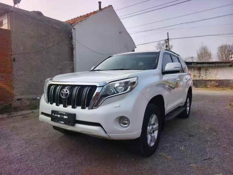 潍坊17年丰田普拉多3