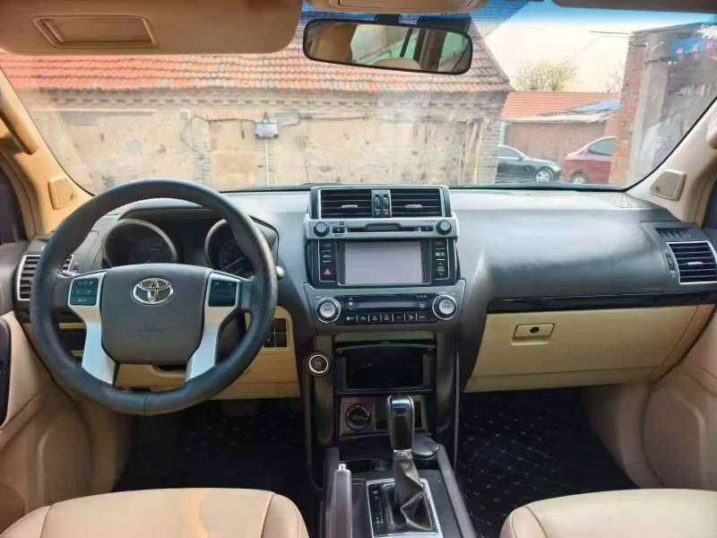 潍坊17年丰田普拉多4