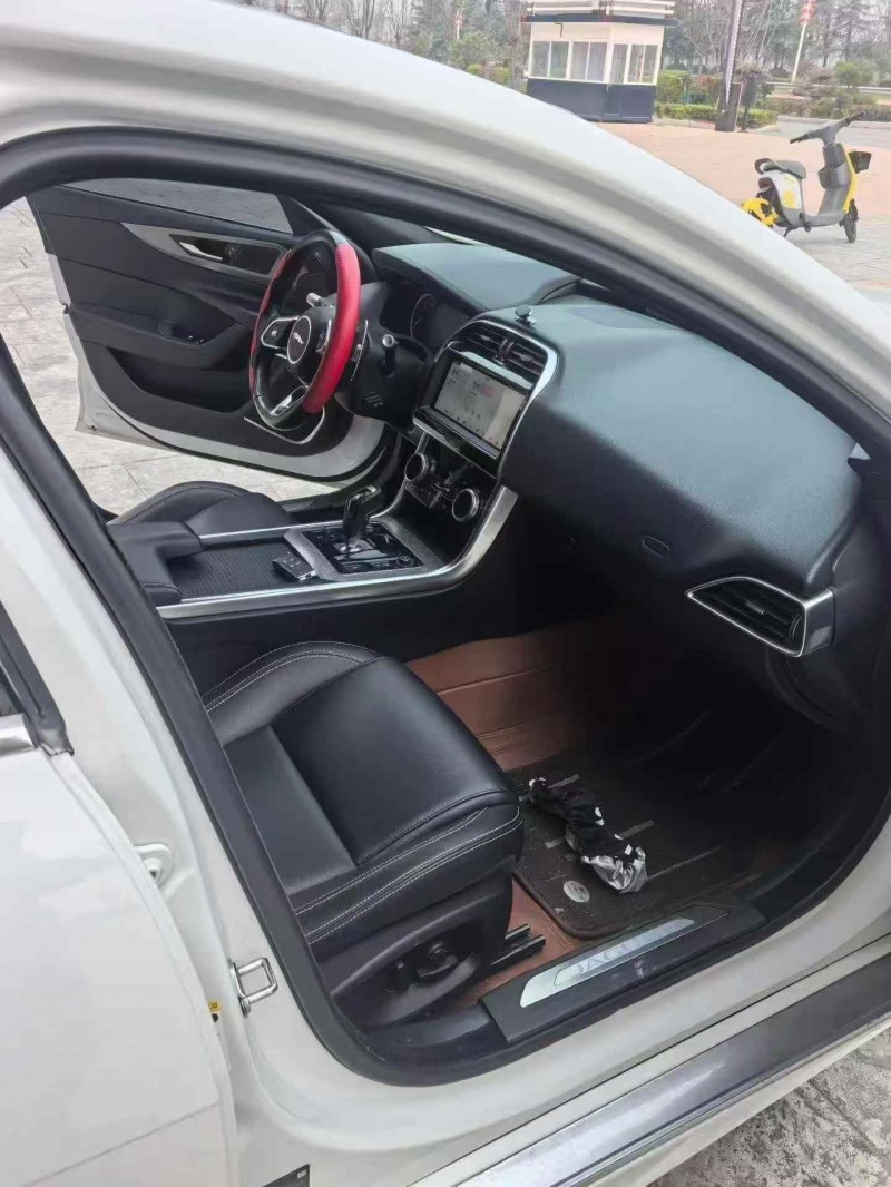 枣庄20年捷豹XFL6