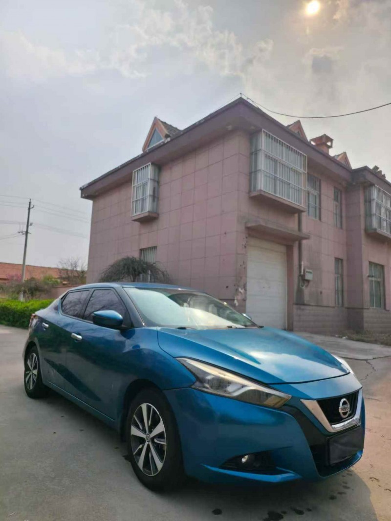 潍坊16年日产蓝鸟3