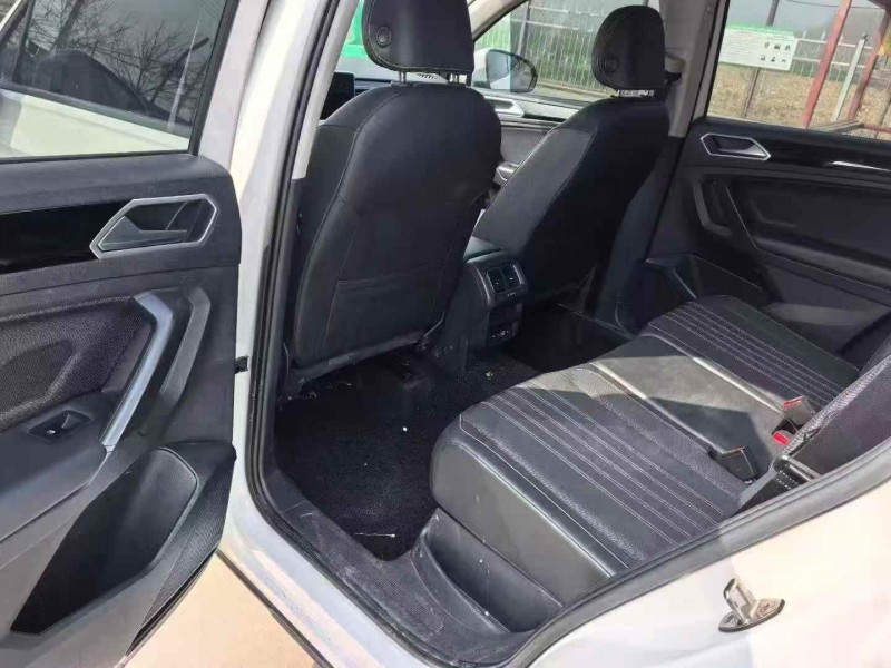 张家口22年大众途观4