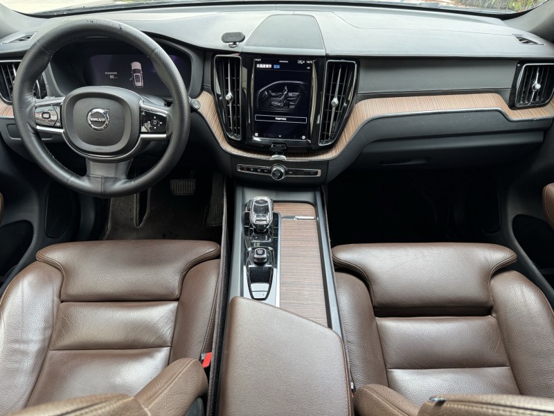 济宁22年沃尔沃XC606