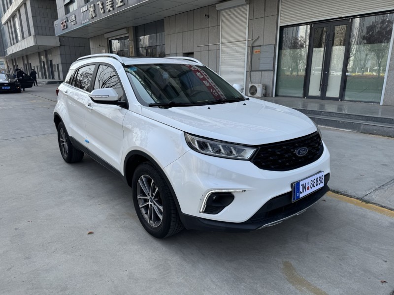 济宁20年福特领界3