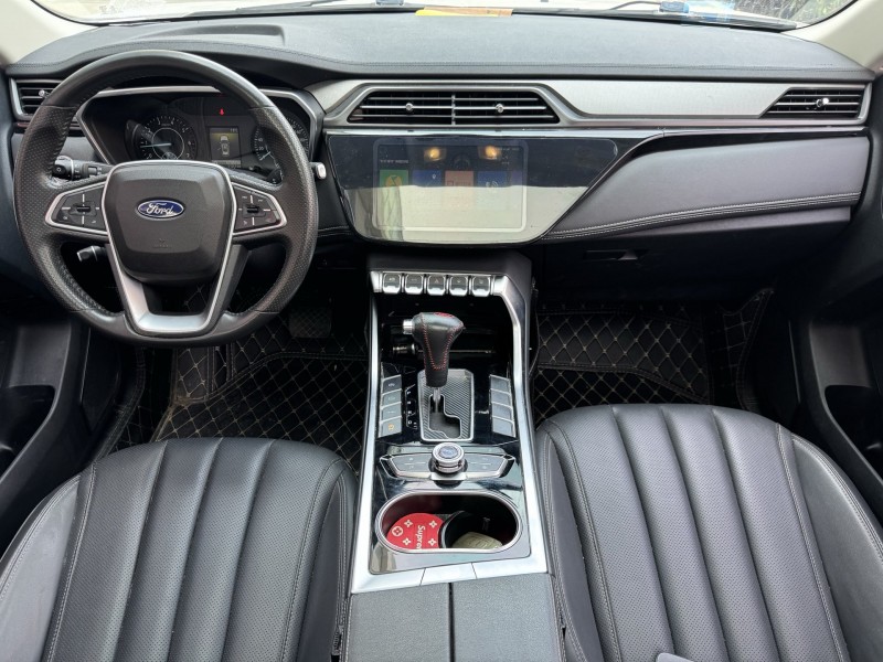 济宁20年福特领界4