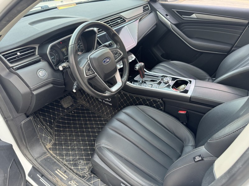 济宁20年福特领界5