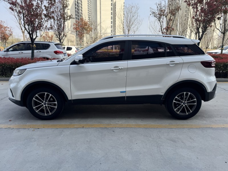 济宁20年福特领界7