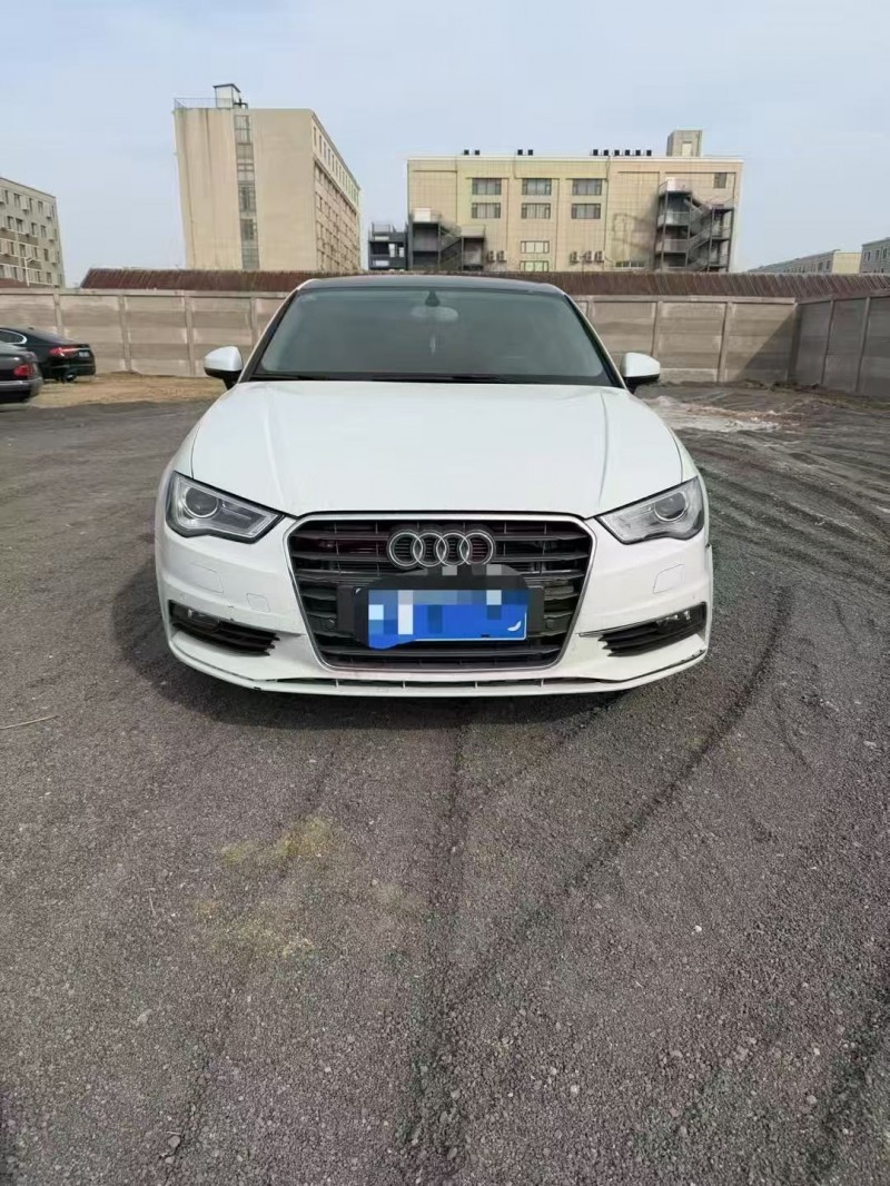 青岛15年奥迪A31