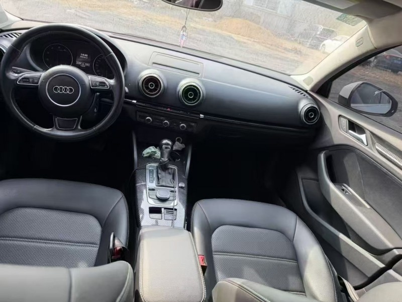 青岛15年奥迪A36