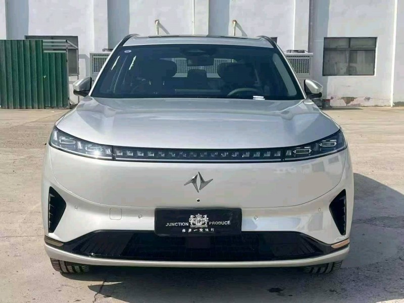 襄阳25年东风奕派1