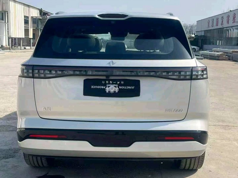 襄阳25年东风奕派9