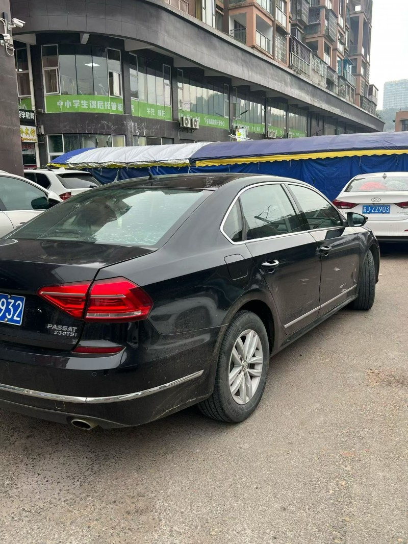 贵阳17年大众帕萨特7