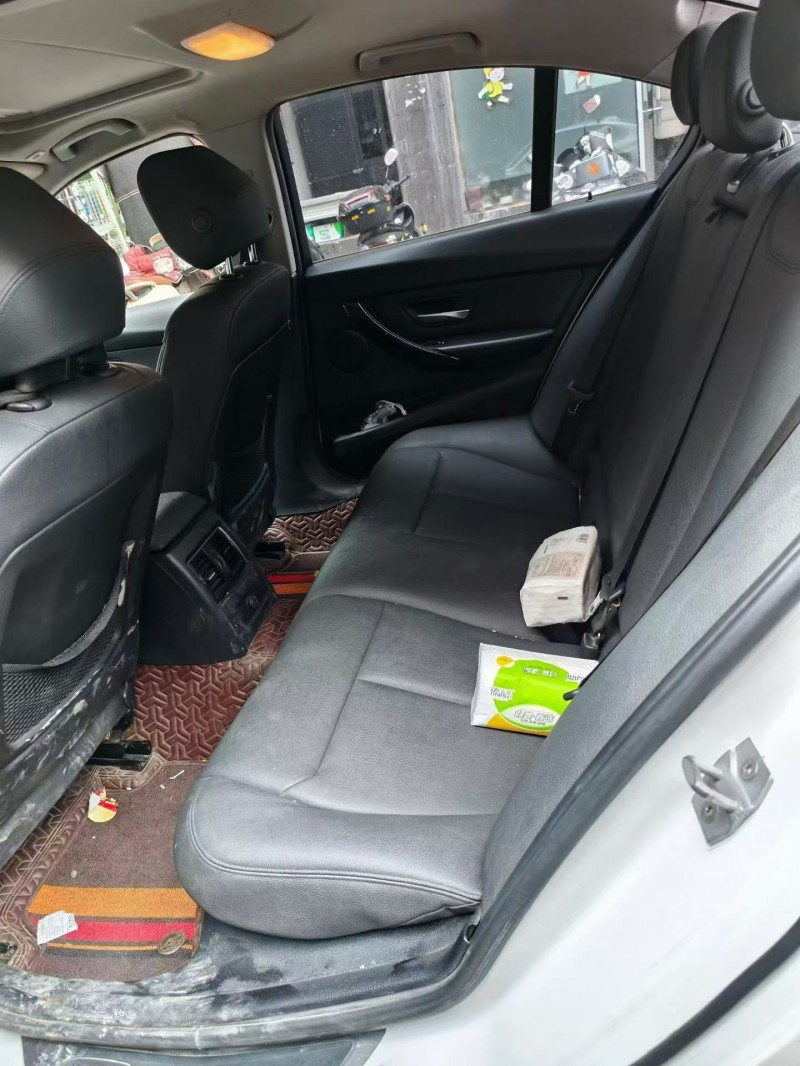 贵阳16年宝马3系6