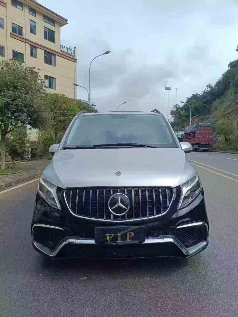 六盘水19年奔驰威霆1