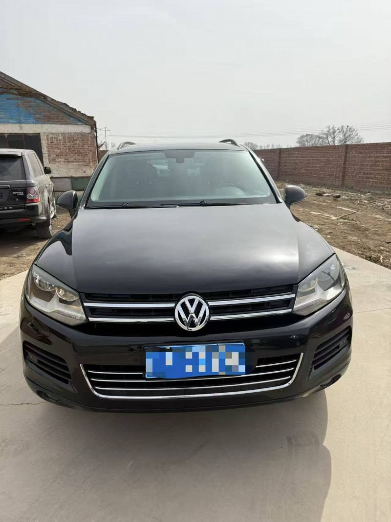 呼和浩特16年大众途锐1