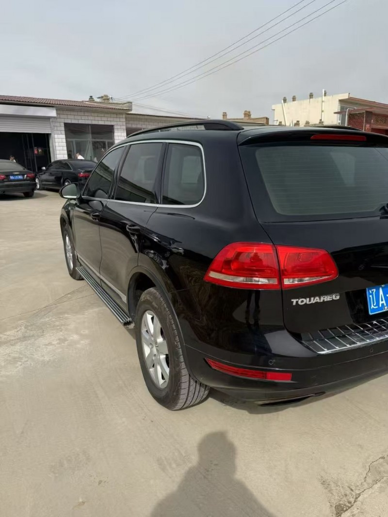 呼和浩特16年大众途锐7