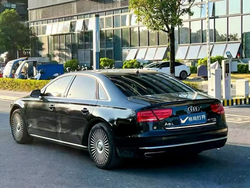 东莞14年奥迪A8L7