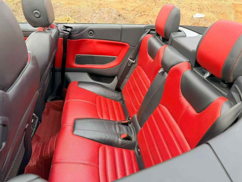 济宁18年路虎极光5