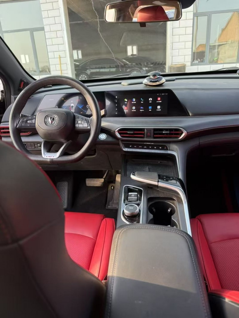 呼和浩特20年长安汽车UNI4