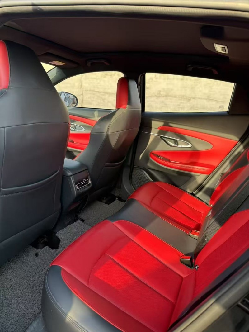 呼和浩特20年长安汽车UNI5