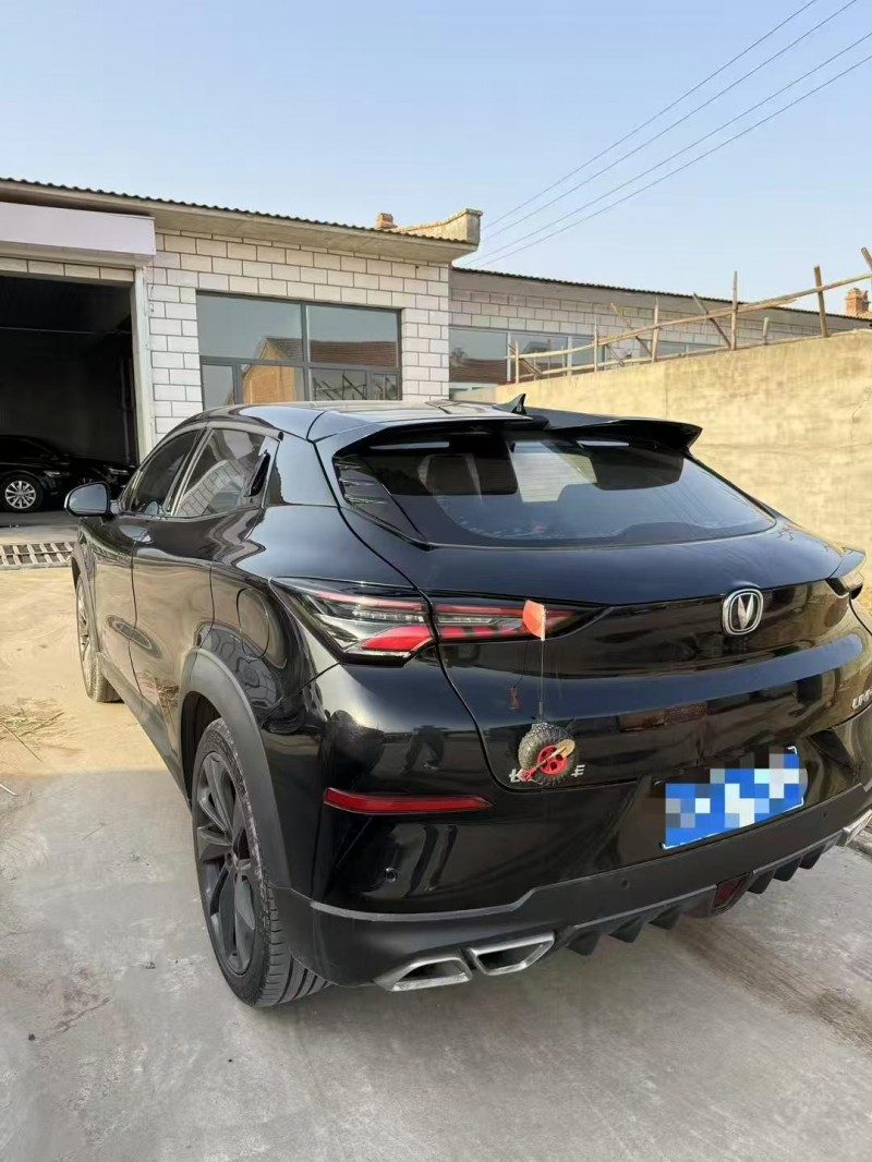 呼和浩特20年长安汽车UNI7