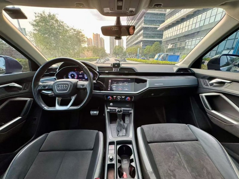 东莞20年奥迪Q36