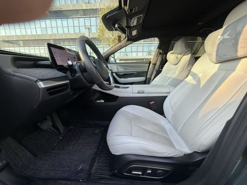 东莞23年小鹏汽车p75