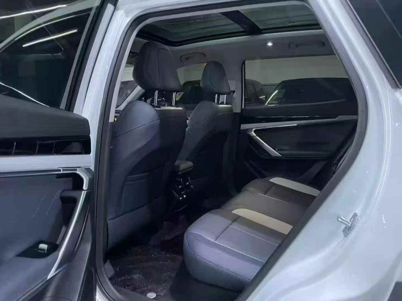 徐州24年吉利博越4