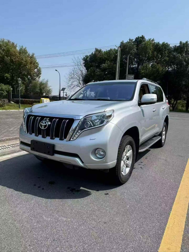 金华16年丰田普拉多5