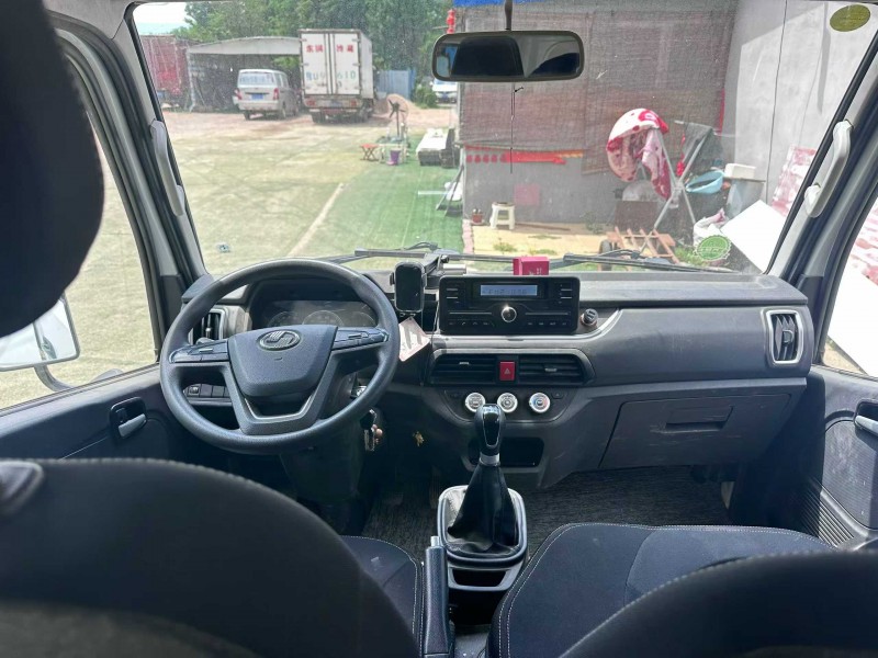 青岛23年上汽集团轻卡2