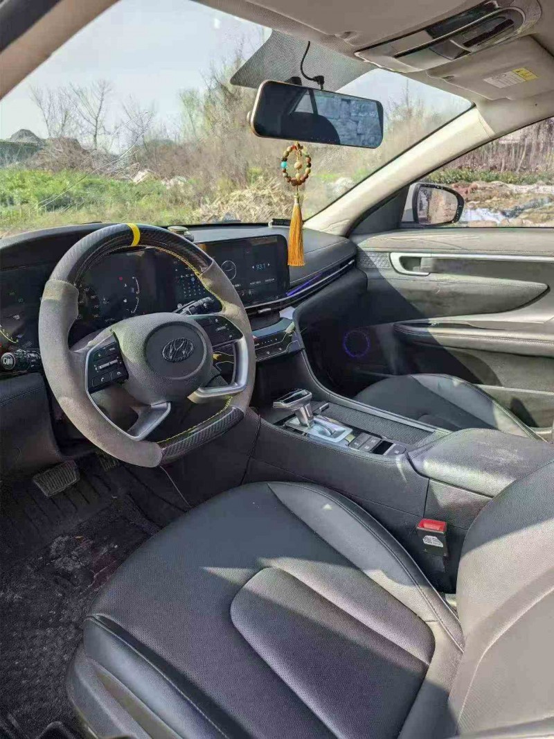 嘉兴21年现代名图5