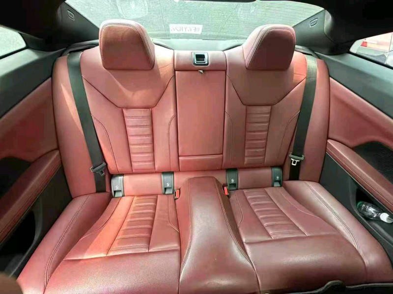 广州21年宝马4系8