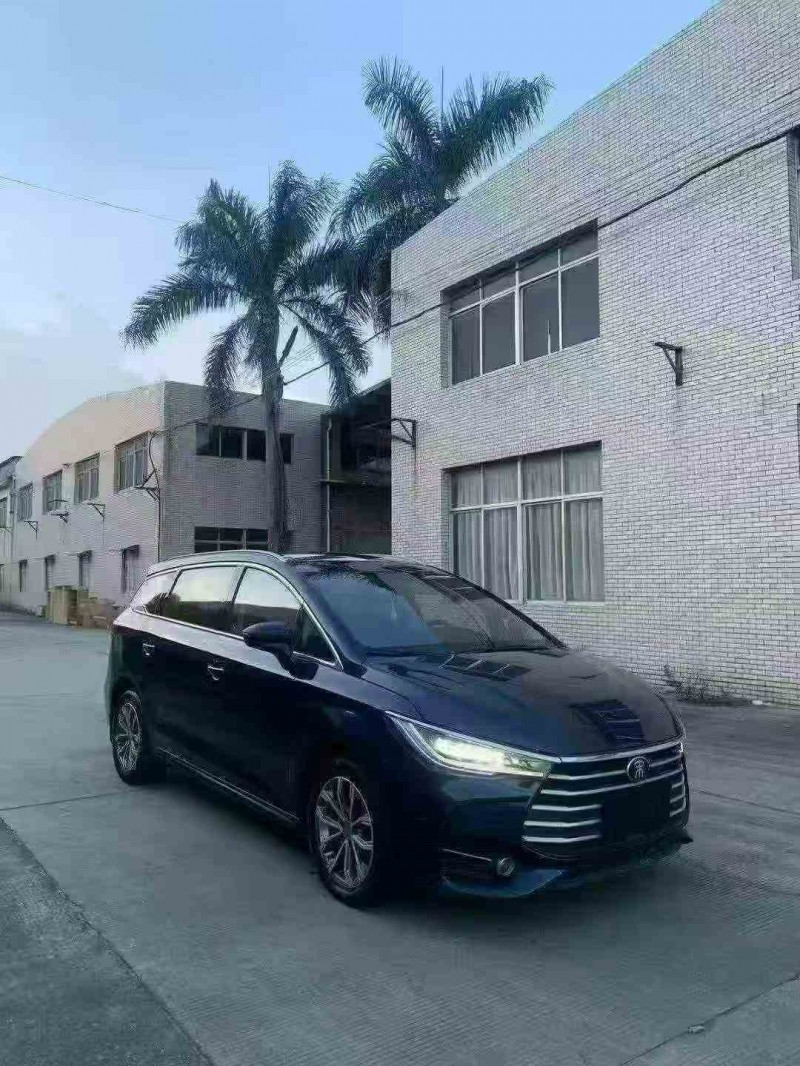 厦门19年比亚迪宋MAX2