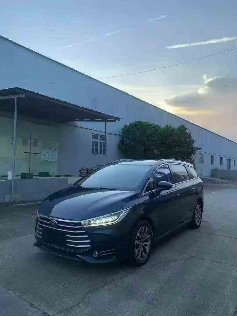 厦门19年比亚迪宋MAX3