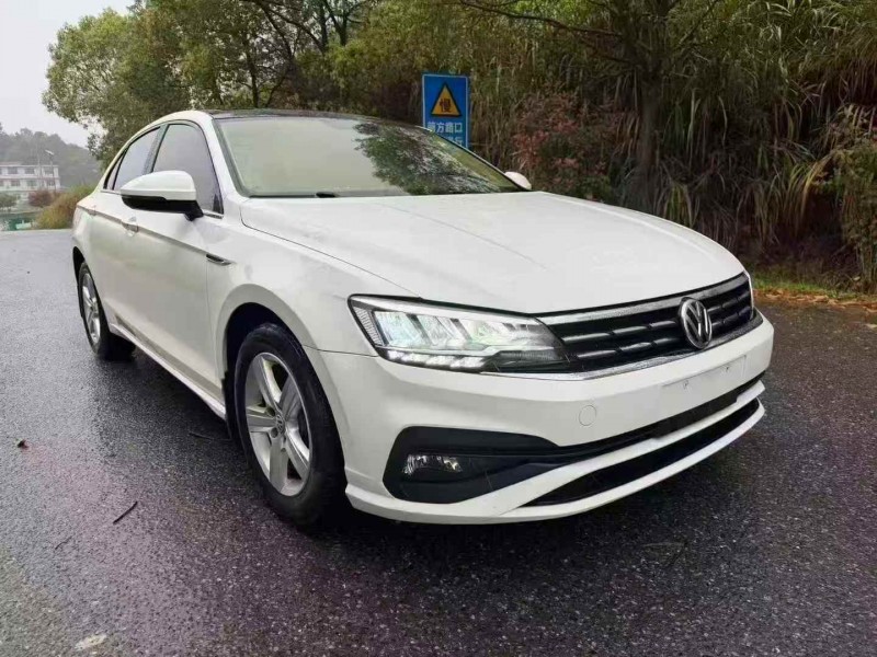 遵义20年大众凌渡3