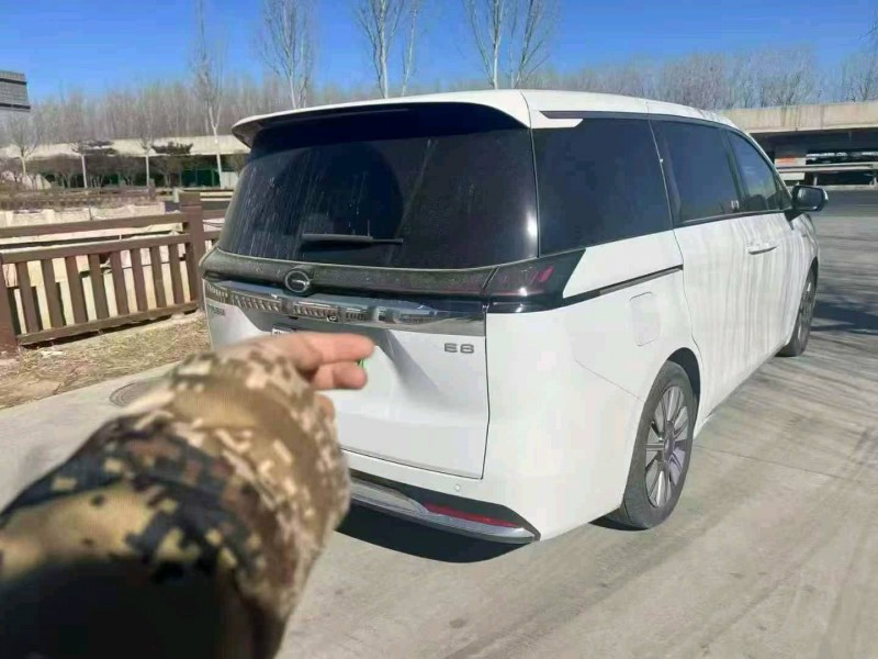 保定25年传祺E86