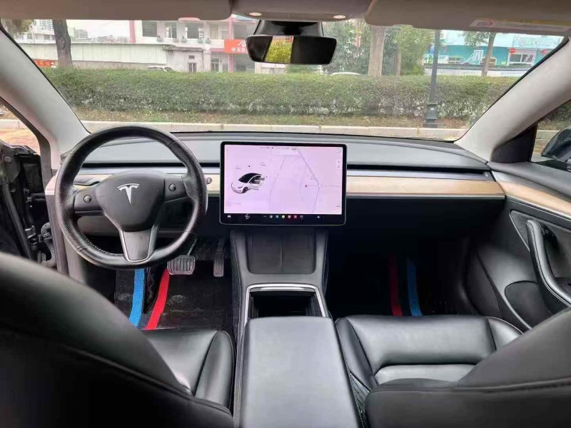 珠海21年特斯拉MODEL 35