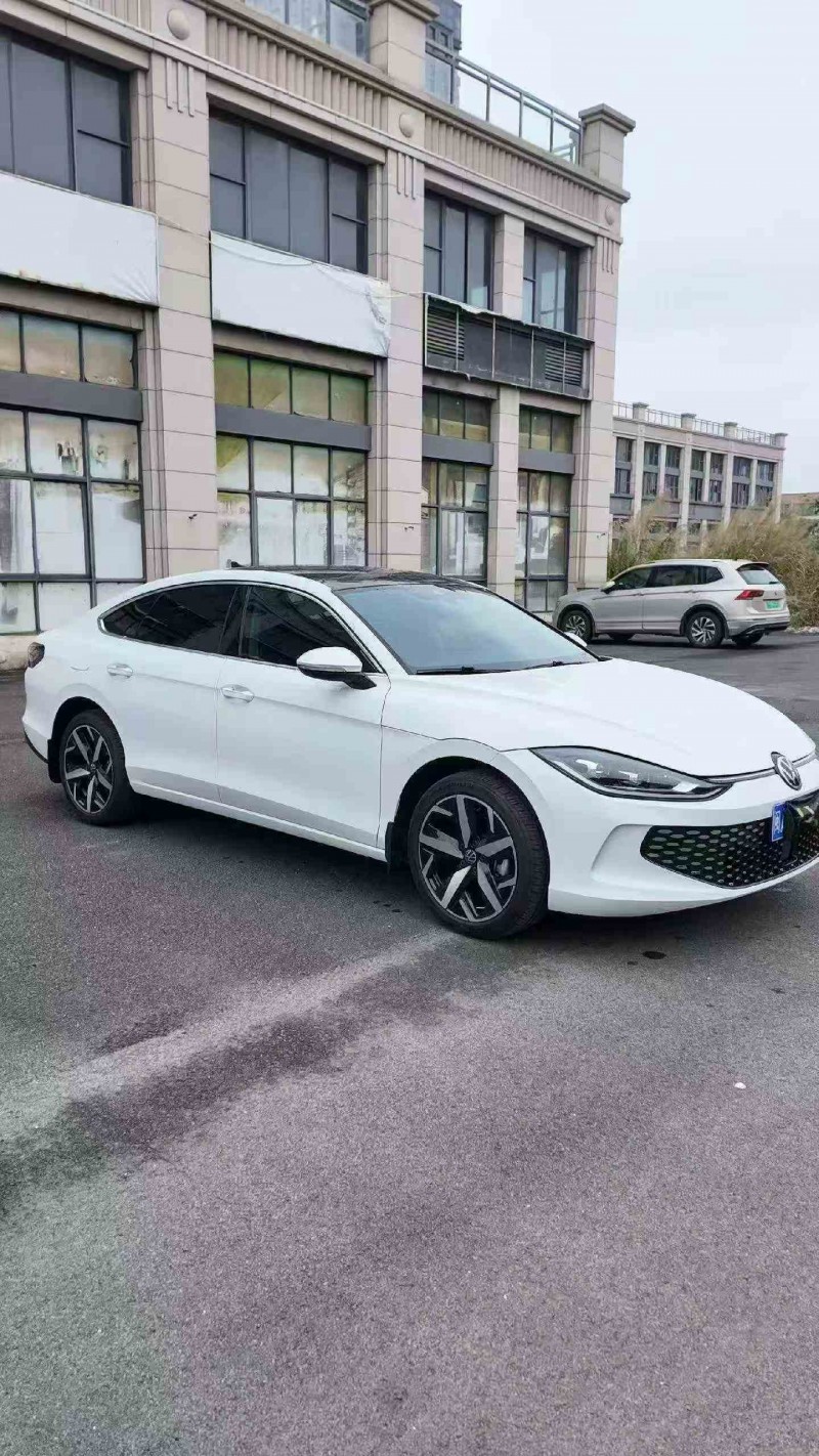 泉州25年大众凌渡3