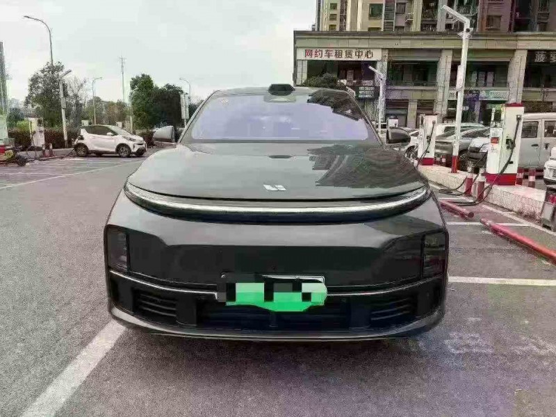 重庆25年理想L71