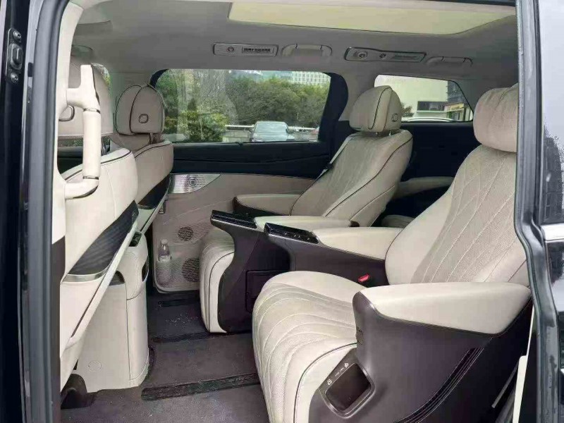 嘉兴24年腾势D95