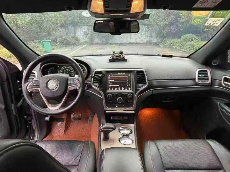 绍兴18年荣威RX53