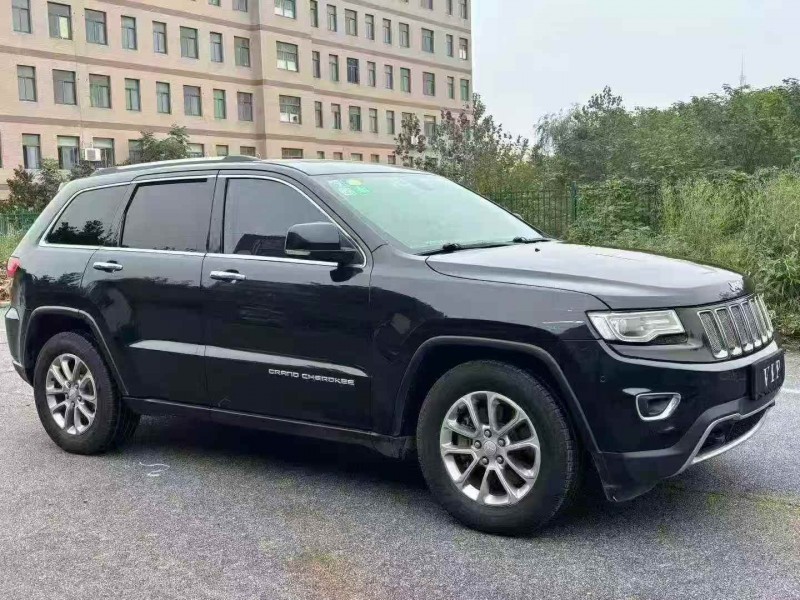 荆州16年Jeep大切诺基2