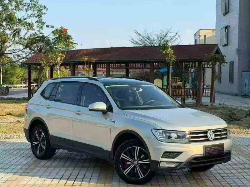 湛江19年大众途观2