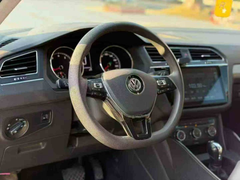 湛江19年大众途观5