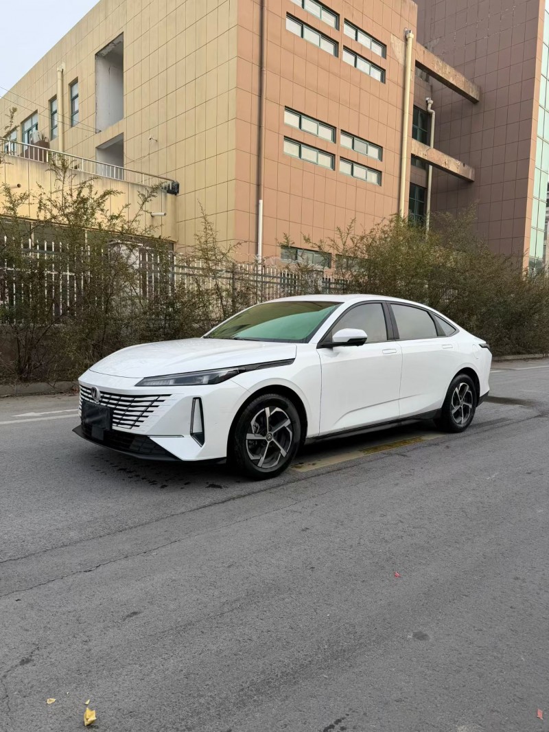 宿迁24年长安汽车逸动2