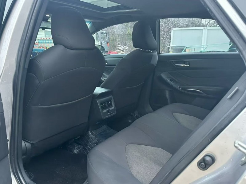 徐州22年丰田亚洲龙6