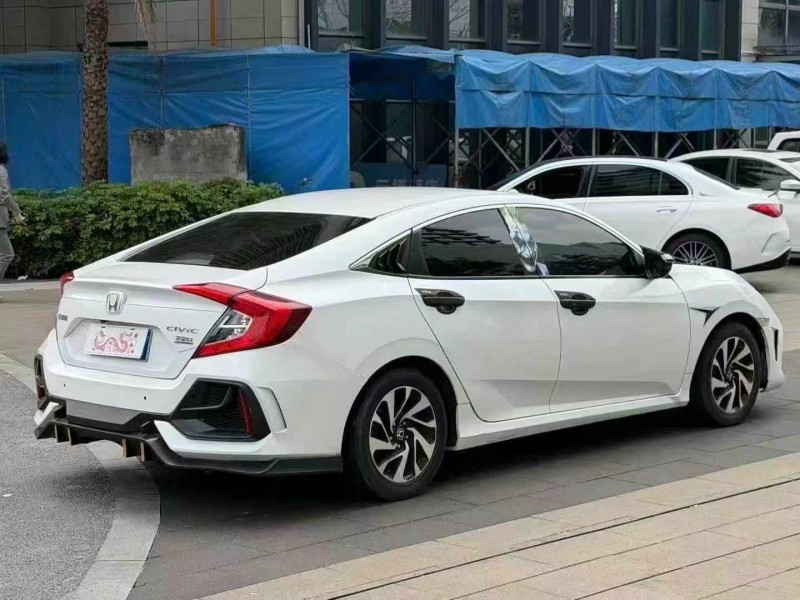 佛山19年本田思域8