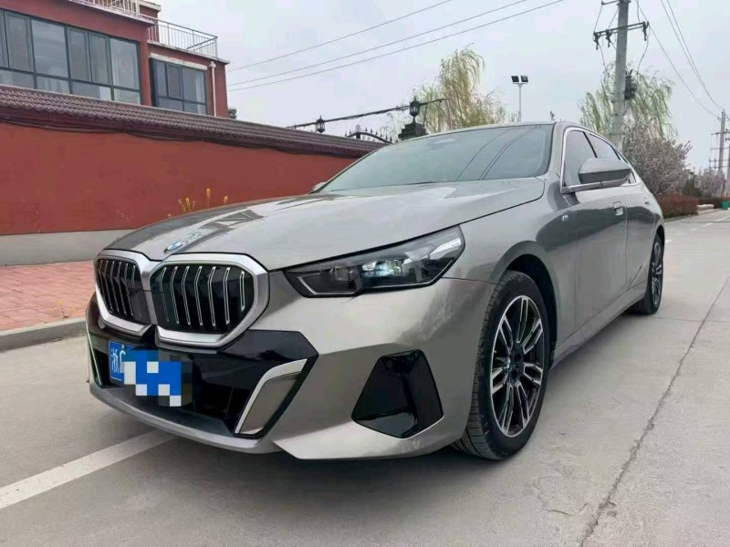 平顶山24年宝马5系2