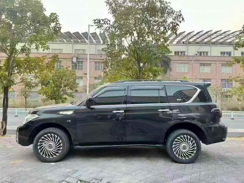 广州19年日产途乐5