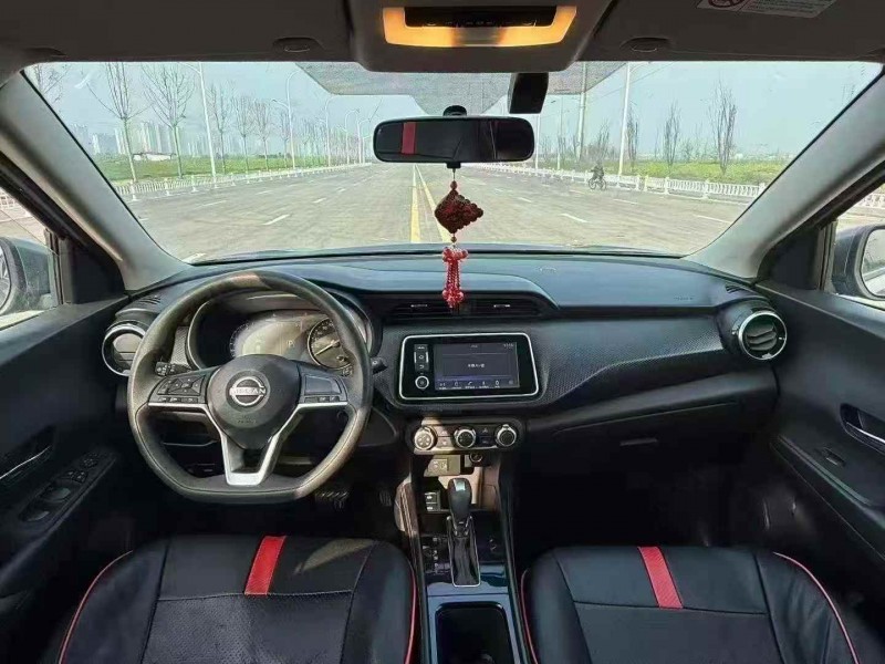 延安24年日产劲客5