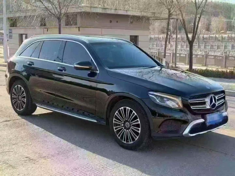 延安19年奔驰GLC2